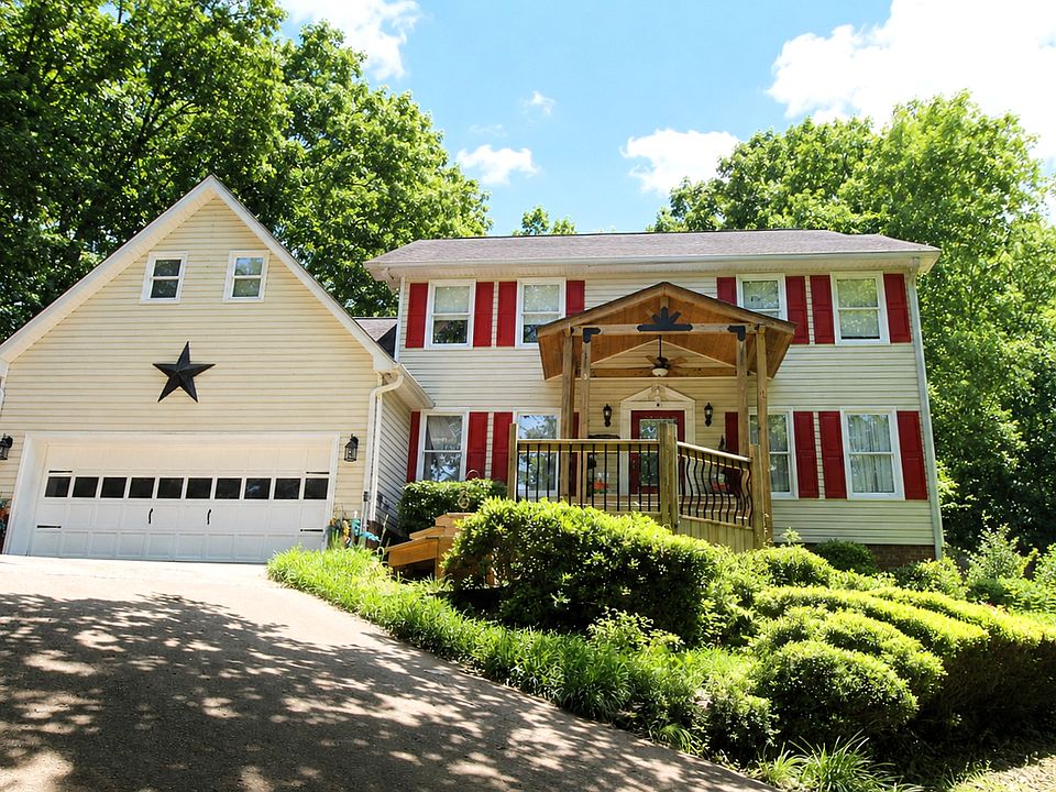 1st image of 14 Cambridge Dr SE