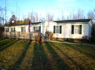 7476 Cribbins Rd, Jeddo, MI 48032