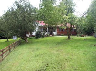 204 Hc 78, Rock Cave, WV 26234