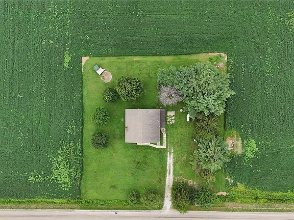 4th image of 439 County Road 200 E