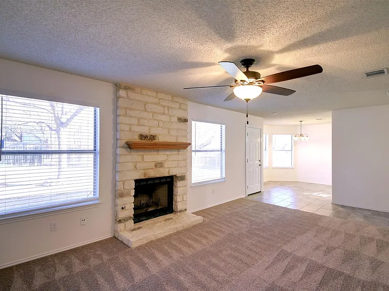 8800 Peppergrass Cv — Photo 9