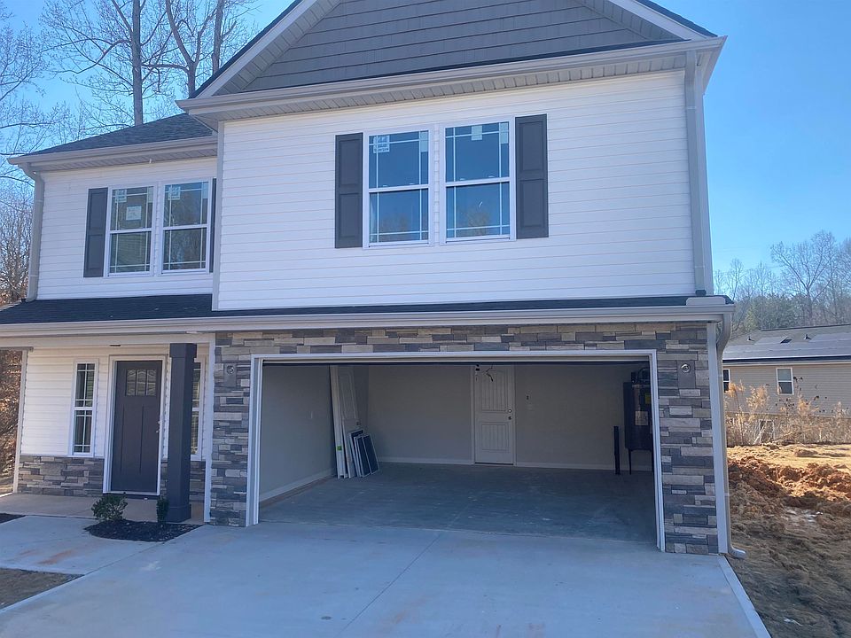 1st image of 544 Timberwood Dr