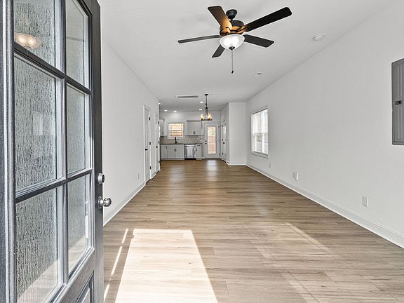 2nd image of 42 Cave Springs Rd