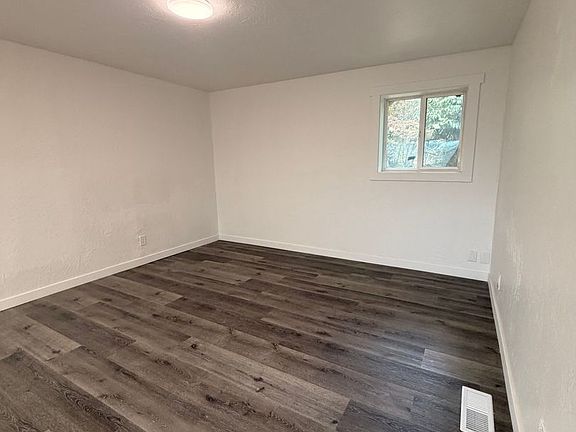 4th image of 79916 Highway 99 Unit 1