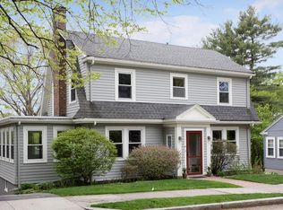 65 Wolcott Rd, Chestnut Hill, MA 02467