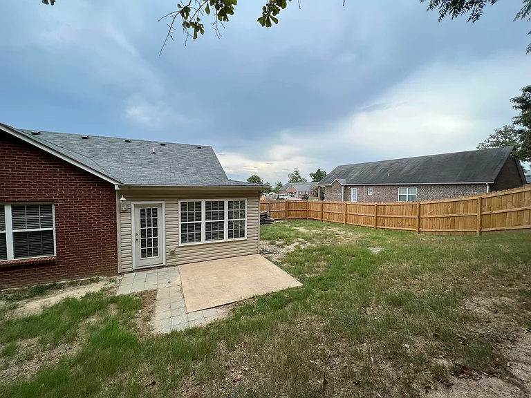 707 Porter Ln — Photo 41