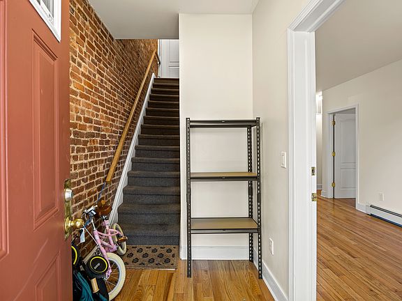 3rd image of 4108 20th Ave #1