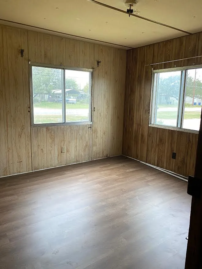 509 Winship Rd — Photo 4