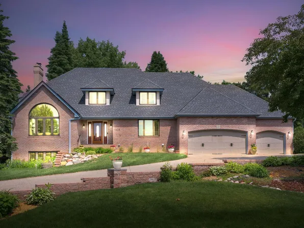 11428 Zion Cir, Bloomington, MN 55437