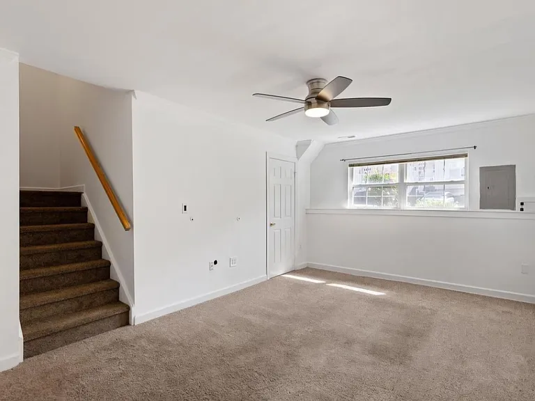 108 Richards Ln — Photo 12