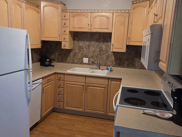 3302 Treehaven Ct #1 — Photo 4