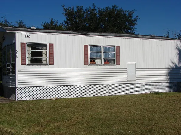 320 Marseilles Dr, Merritt Island, FL 32953