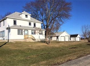 N3437 Quest Rd, Juneau, WI 53039