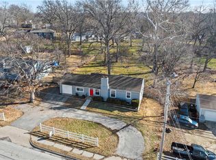 9715 Holmes Rd, Kansas City, MO 64131