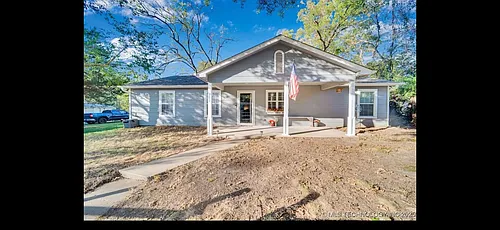 317 W Pine St Photo 1