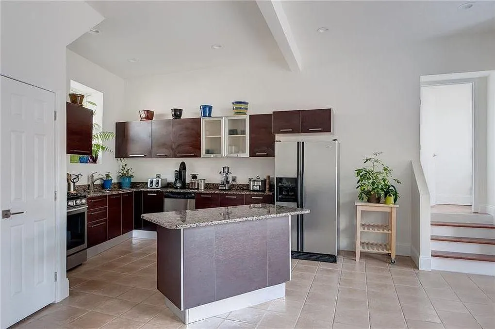 2 bed, 1186 sqft, $2,900 — Photo 1