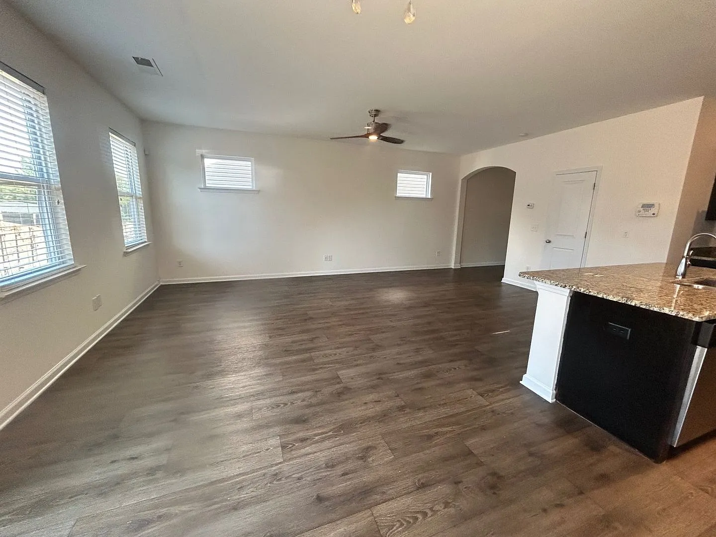 3 bed 3 bath home available near Forest Lake! - 1941 square feet — Photo 3