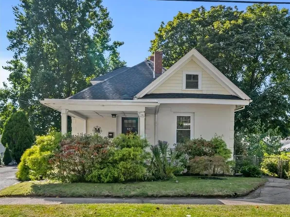447 Elm St, Warwick, RI 02888