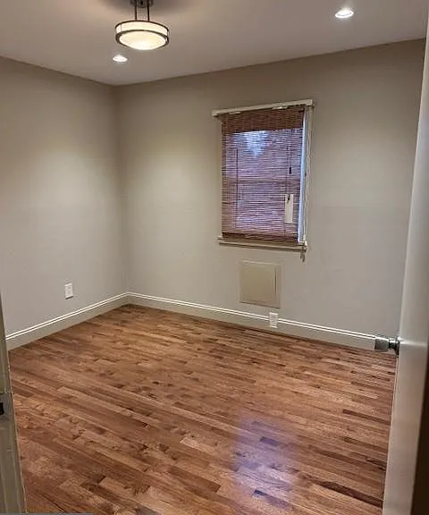 1920 Hillside Dr — Photo 15
