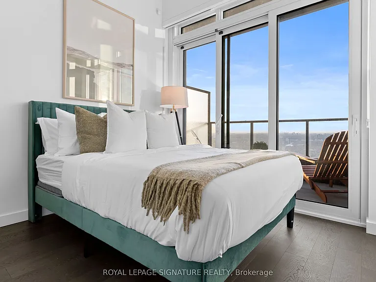 1 Concord Cityplace Way #Penthouse 7001 — Photo 37