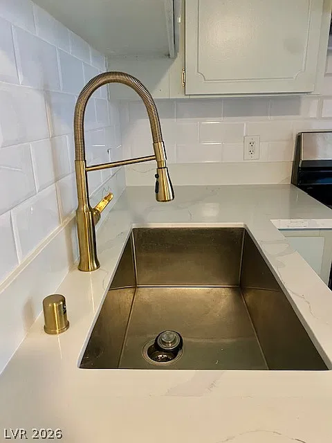 1 bed, 1.5 bath, 630 sqft, $1,350 — Photo 3