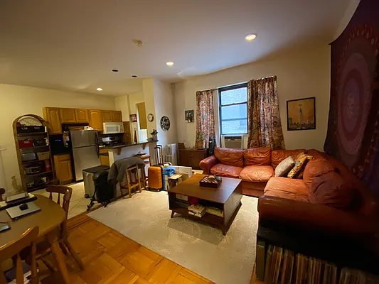 Rented by Sterea Agency | media 11