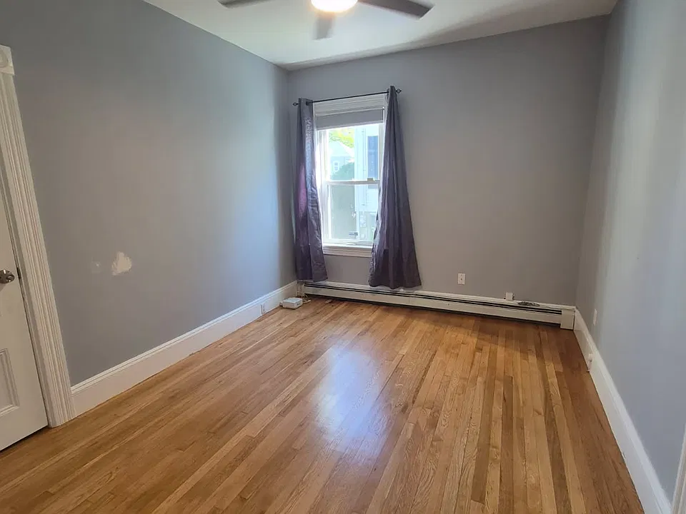 282 Lafayette St #1