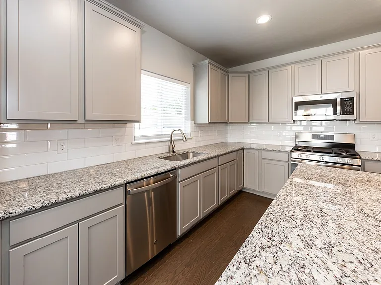 5365 Sky Top Ln — Photo 15
