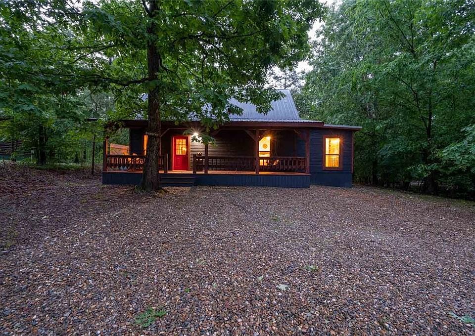 1st image of 348 Marlin Dr