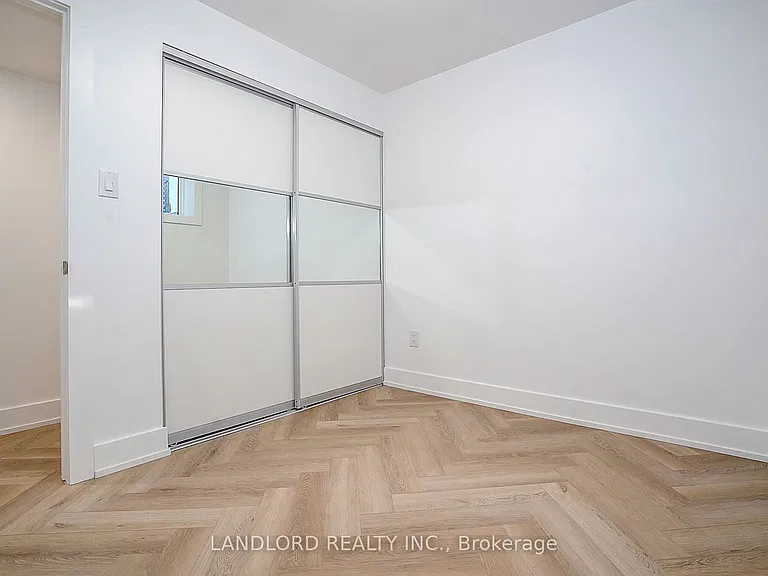 1146 Broadview Ave #4 — Photo 43