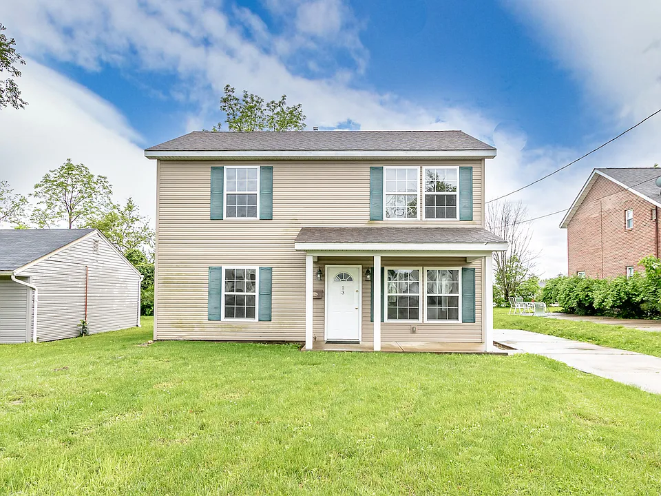 13 W Chestnut St