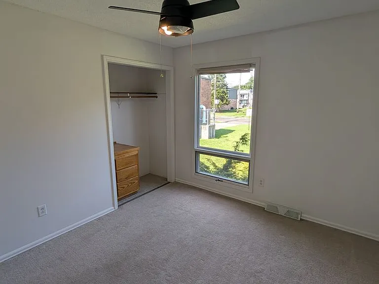 622 Laurel Dr — Photo 14