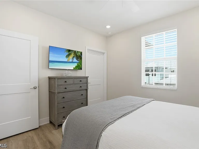 26380 Coco Cay Cir — Photo 29