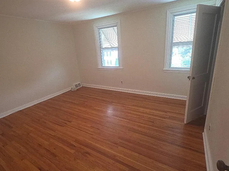 3849 Ann St — Photo 4