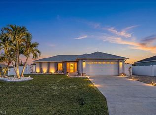 1900 SW 2nd Ter, Cape Coral, FL 33991