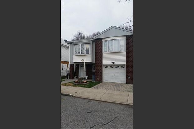1st image of 74 Russek Dr
