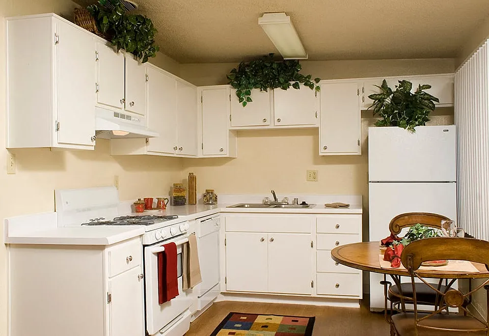 Walden Glen Apartments