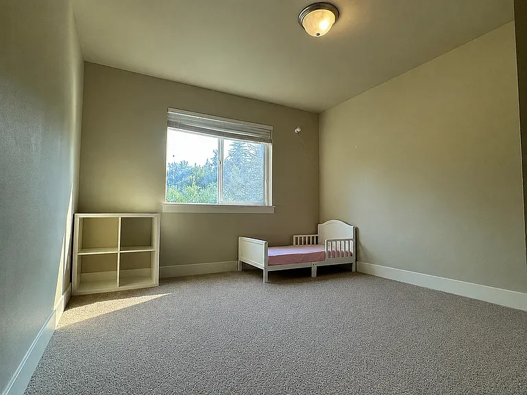 9402 S 218th St — Photo 18