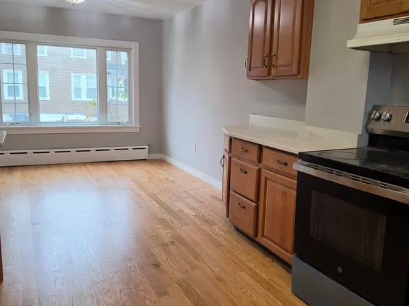 Strathmore Rd, 38 Strathmore Rd, Methuen, MA 01844