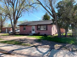 1721 W 18th St, North Platte, NE 69101