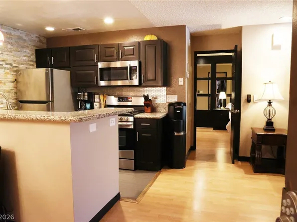 2200 Fort Apache Rd #2032, Las Vegas, NV 89117