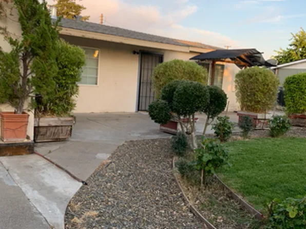 7337 Dave St, Sacramento, CA 95828