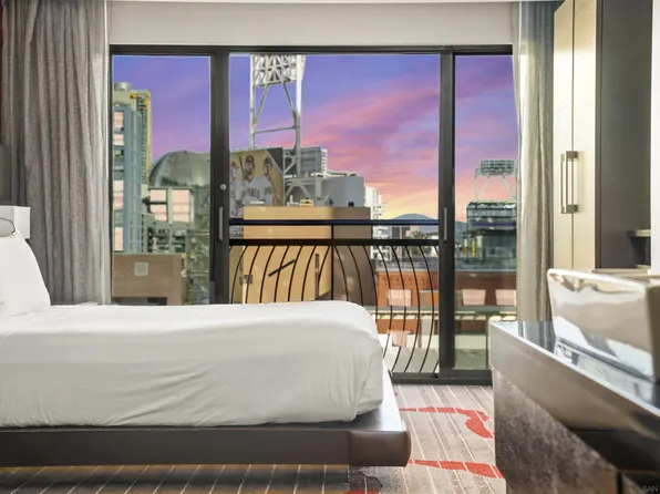 207 5th Ave #940, San Diego, CA 92101