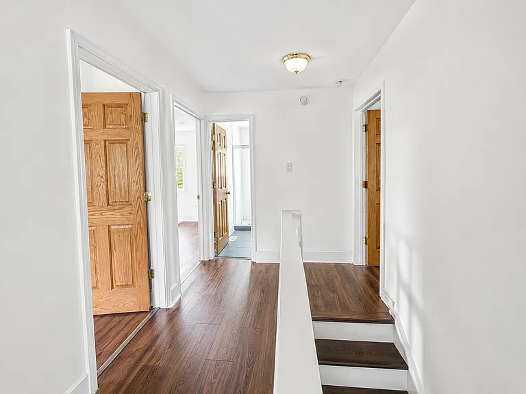 254 Thornhurst Rd — Photo 18