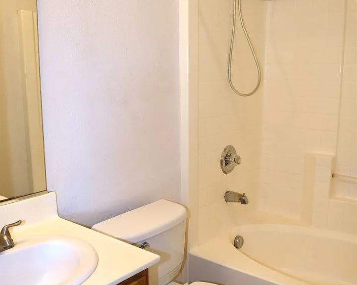 4213 Kirsten Dr — Photo 12