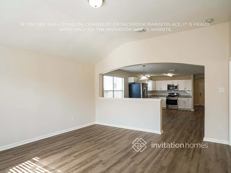 8583 Chaletford Dr — Photo 6