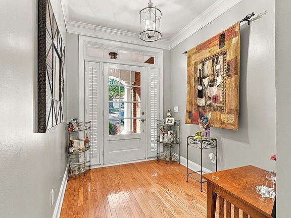 3rd image of 7204 Summit Waters Ln