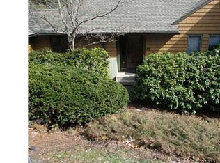 23 Chateau Margaux, Bloomfield, CT 06002