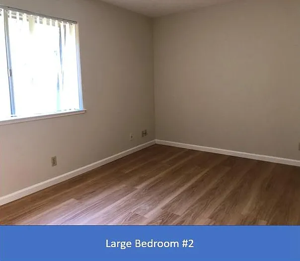 10136 Alpine Dr #4 — Photo 7