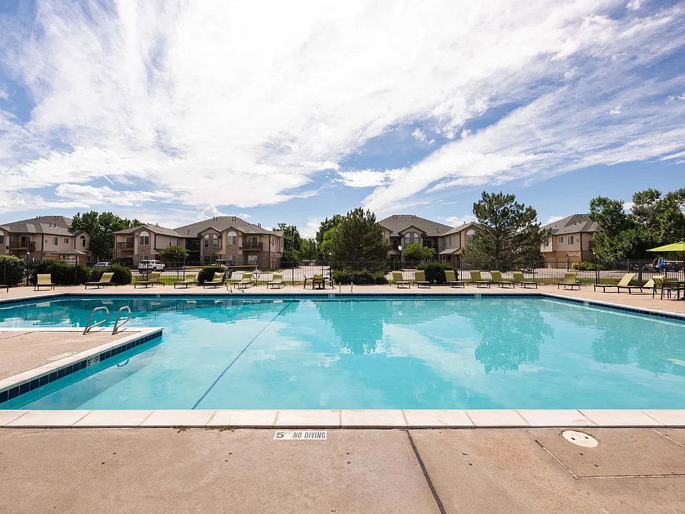 Wentworth Apartments